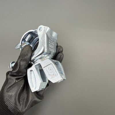 Penjualan Panas Klem Tugas Berat Coupler Perancah Kustom untuk Proyek Konstruksi