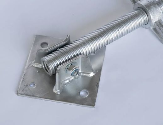 Galvanized Universal Jacks Threw Scaffolding Jack Base